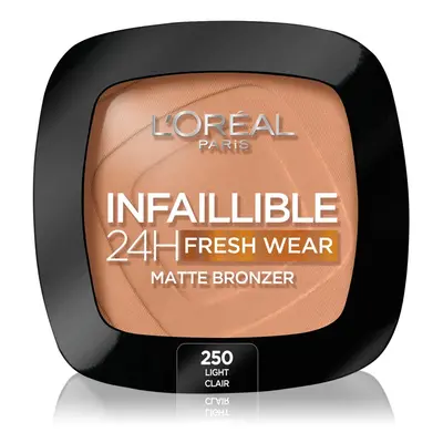 L’Oréal Paris Infaillible Fresh Wear 24h μπρόνζερ με ματ αποτελέσματα απόχρωση Light